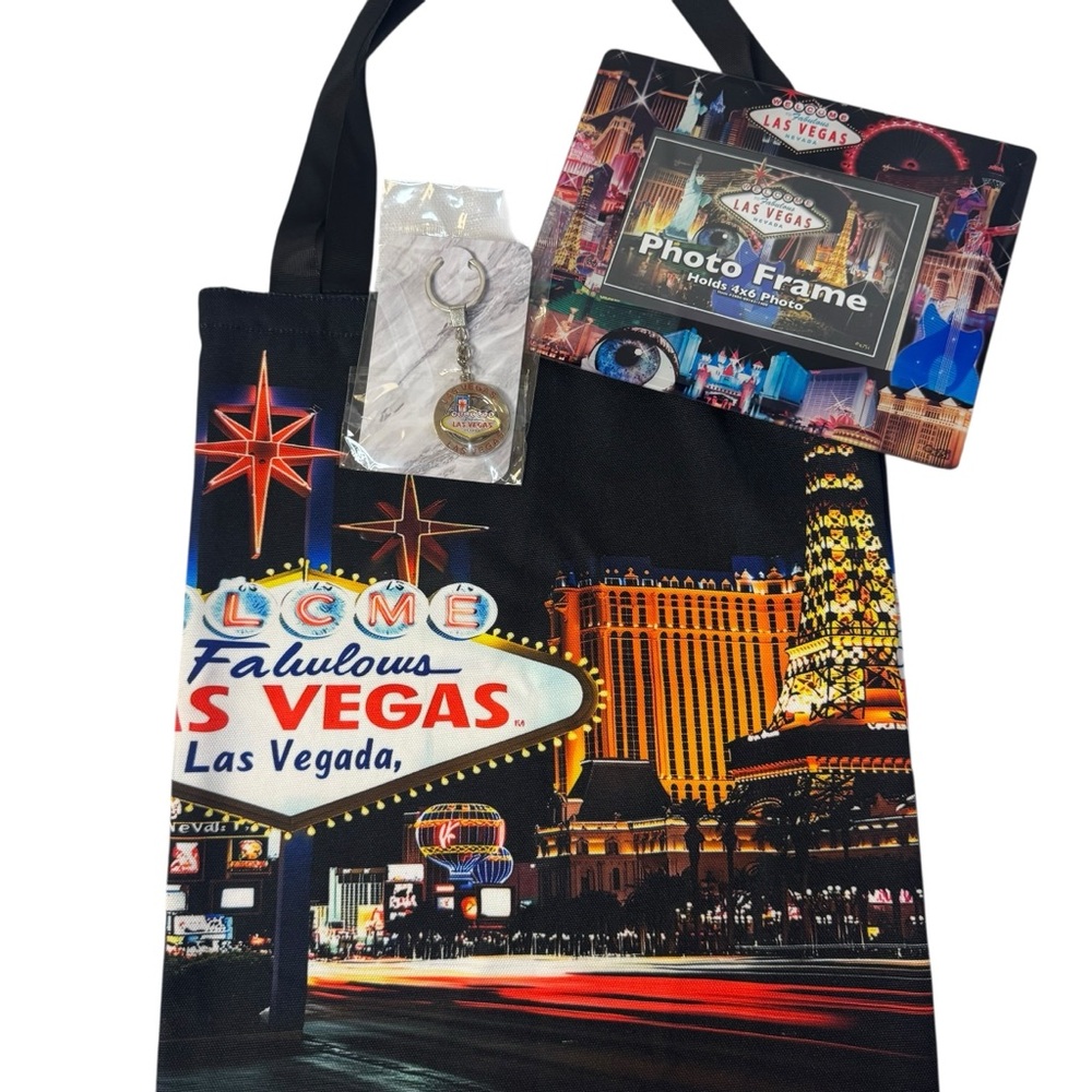 Las Vegas Souvenir Tote Bag Photo Frame‎ Keychain Set Iconic Strip Night Scene